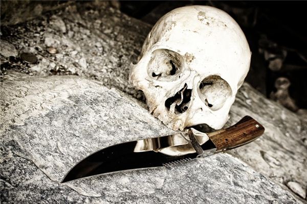 The meaning and explanation of dreaming of being stabbed