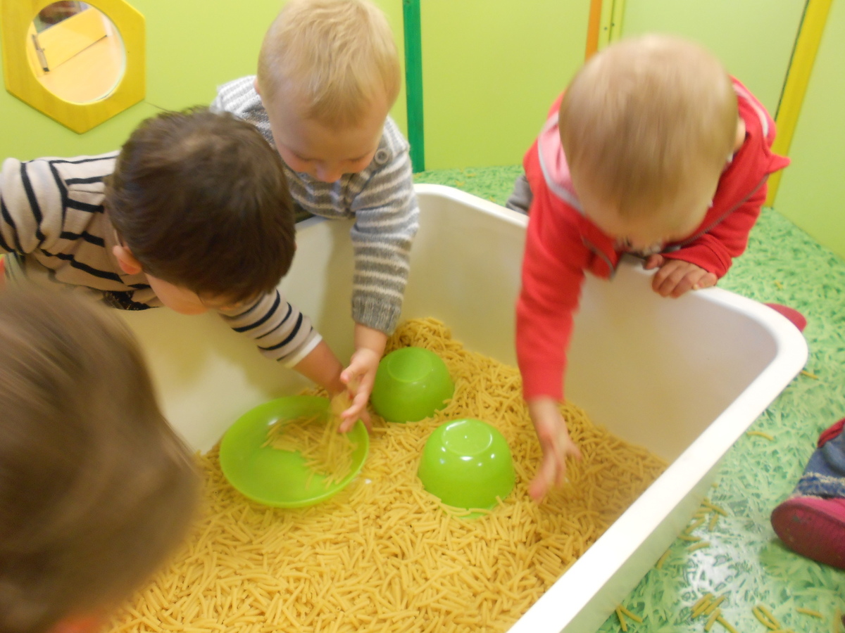 Jouer avec des denrées alimentaires ? · Planète EJE
