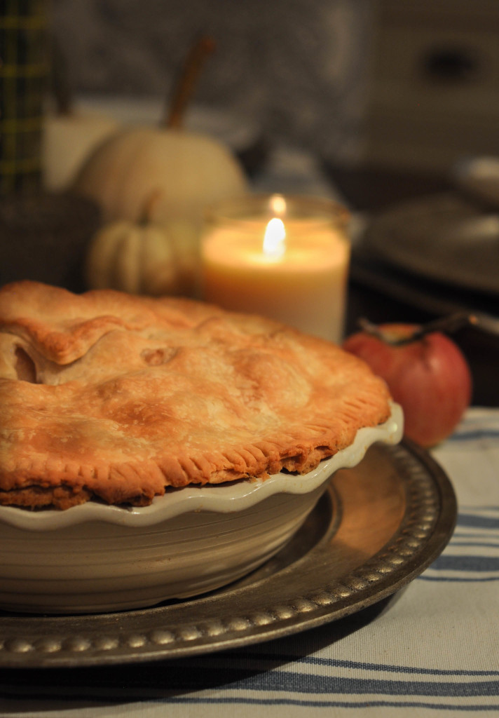 Virginia Apple Pie TraveLynn Eats