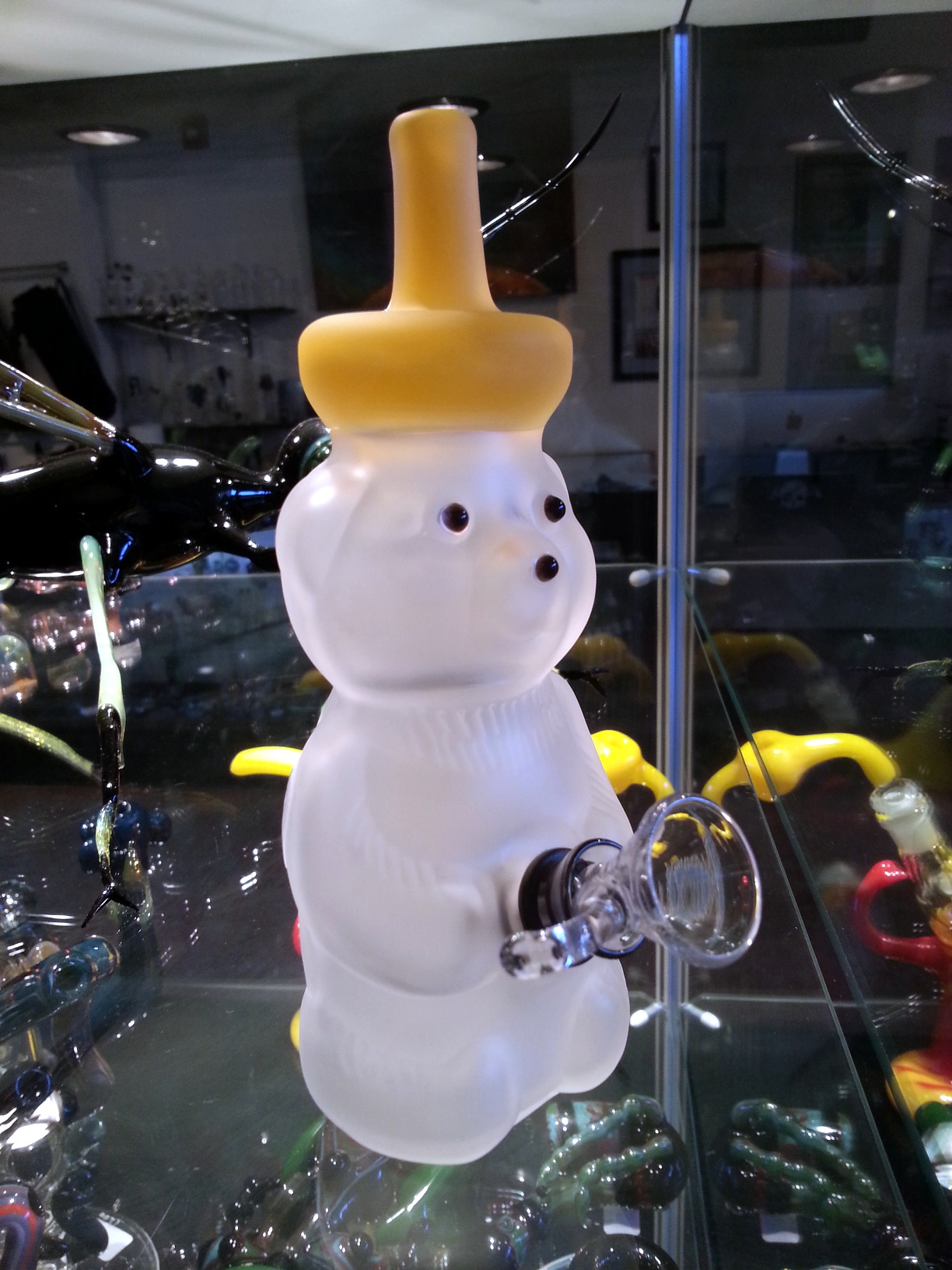 Piece of the Week Kurt B Honey Bear (100 of 100) Weedist