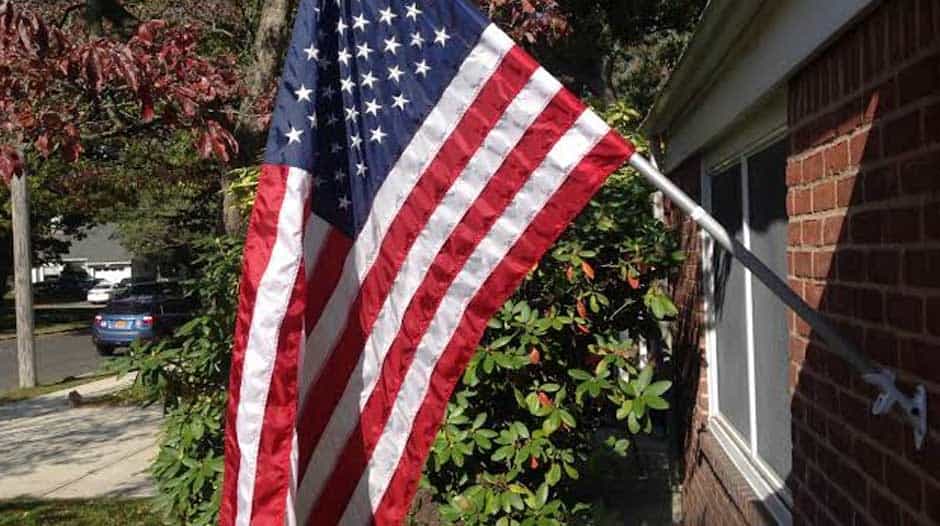 How to keep your flag from wrapping around the pole Yard
