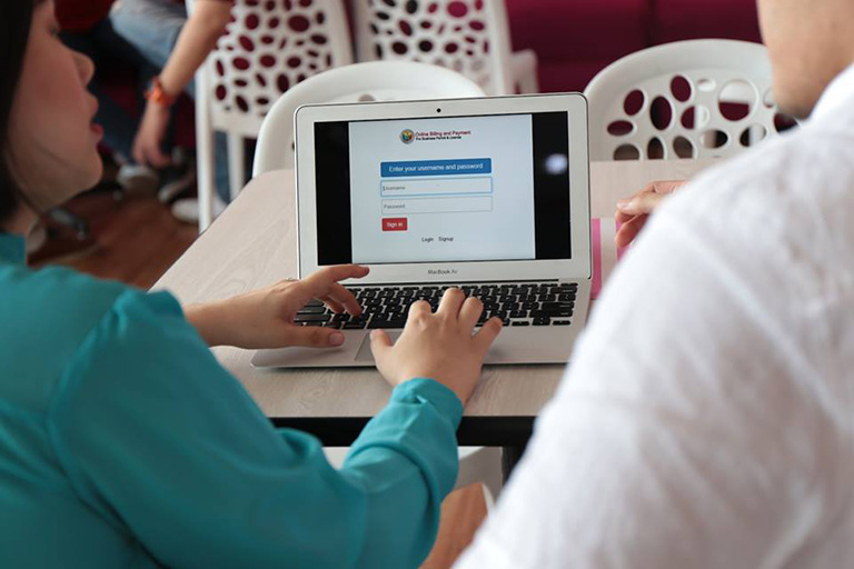 Valenzuela launches first online billing and payment for