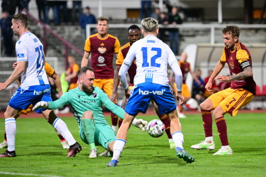 Ostrava zvítězila na Dukle 2:1 a v lize se posunula na druhé místo