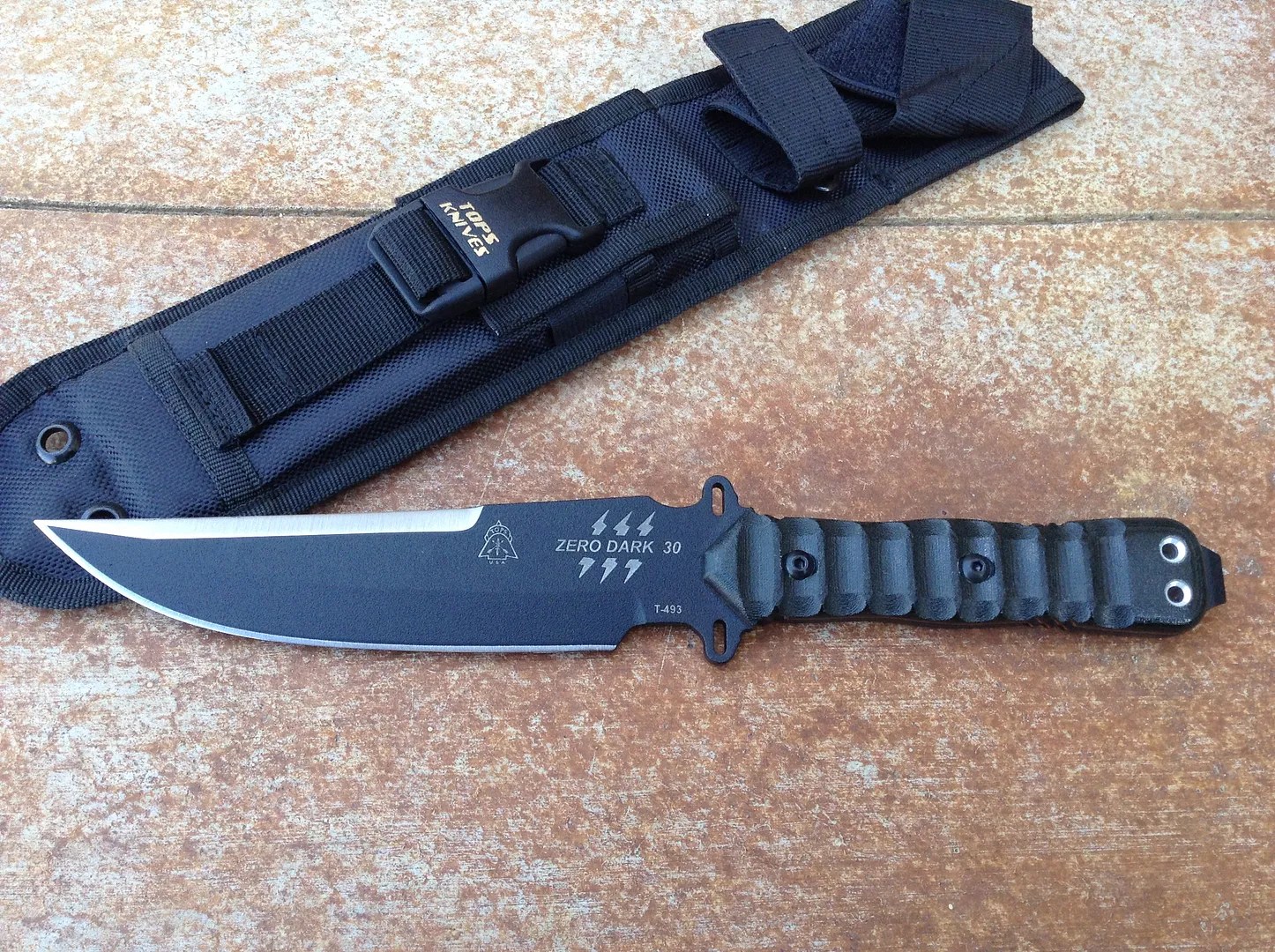 Tops knives for trade, War Bowie, Zero Dark 30, ect.....