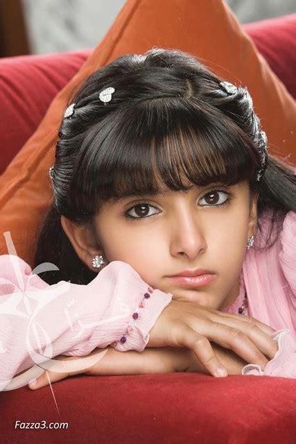  سلامة بنت محمد بن راشد آل مكتوم |  أجمل ممثلة هندية جمال فتاة تسريحات الشعر الطويلة - بينتيريست