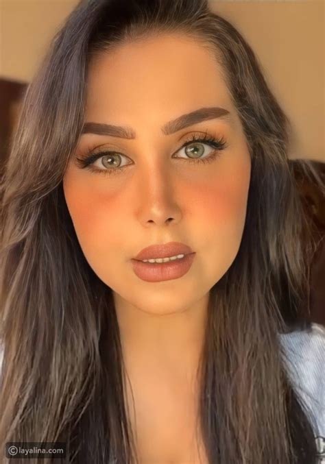  صور ابنة هند القحطاني |  صور ملونة صفراء