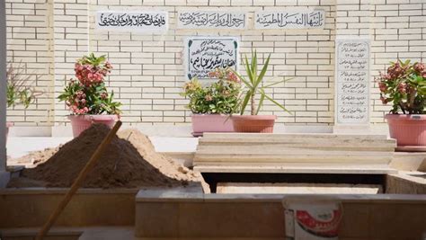  من هي فتحية محمود حلمي التي ستدفن دلال عبد العزيز بجانبها؟  - فن - وطن