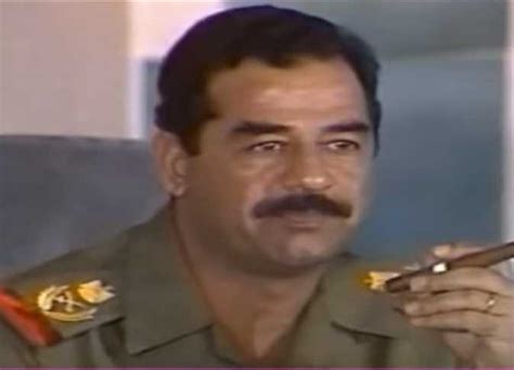 "كان يصلي في غرفة" ... مترجم عراقي يكشف مفاجأة اعتقال صدام حسين ...