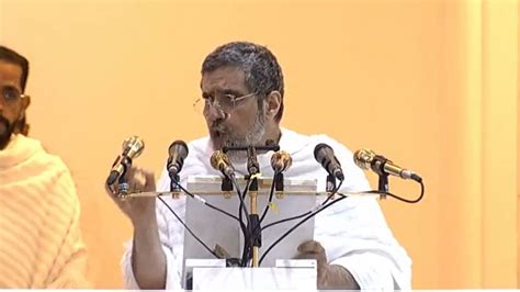 النص الكامل لخطبة محمد العيسى في يوم عرفة ... ونشطاء نشروا مقتطفات وسط ...