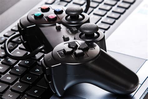 تسمى لوحة الألعاب أيضًا بـ Joypad - Arabic Net