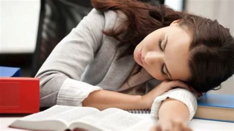 تفسير حلم الدوخة في الحلم لامرأة عزباء وامرأة متزوجة ورجل - Topics Site تفسير حلم الدوخة في الحلم لامرأة عزباء وامرأة متزوجة ورجل - Topics Site