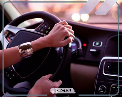تفسير حلم ركوب سيارة مكشوفة في المنام - ابن سيرين