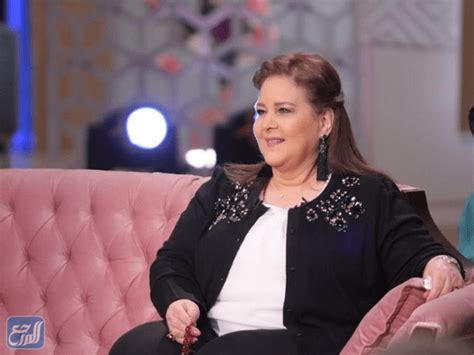 سبب وفاة الفنانة دلال عبد العزيز، ويكيبيديا، سيرة ذاتية