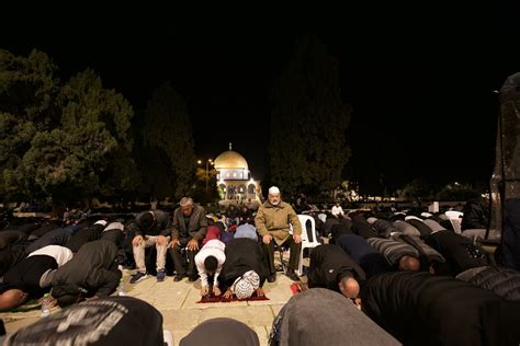 صلاة العشاء بالصور - سبيشل وان