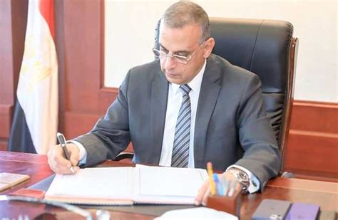 محافظ سوهاج يصرح بتنسيق القبول بالثانوية بإجمالي 235 درجة محافظ سوهاج يصرح بتنسيق القبول بالثانوية بإجمالي 235 درجة