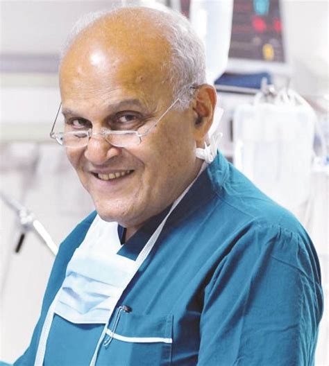 من هو مجدي يعقوب - Magdi Yacoub من هو مجدي يعقوب - Magdi Yacoub