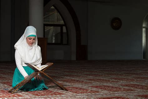 مواضع وآيات سجود التلاوة - صدى البلد