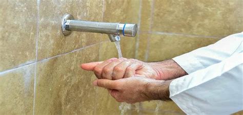 نتائج البحث عن دم يسيل من الصنبور - تفسير الأحلام