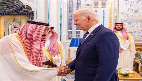 وصول الرئيس الأمريكي إلى مطار جدة - قناة صدى البلد