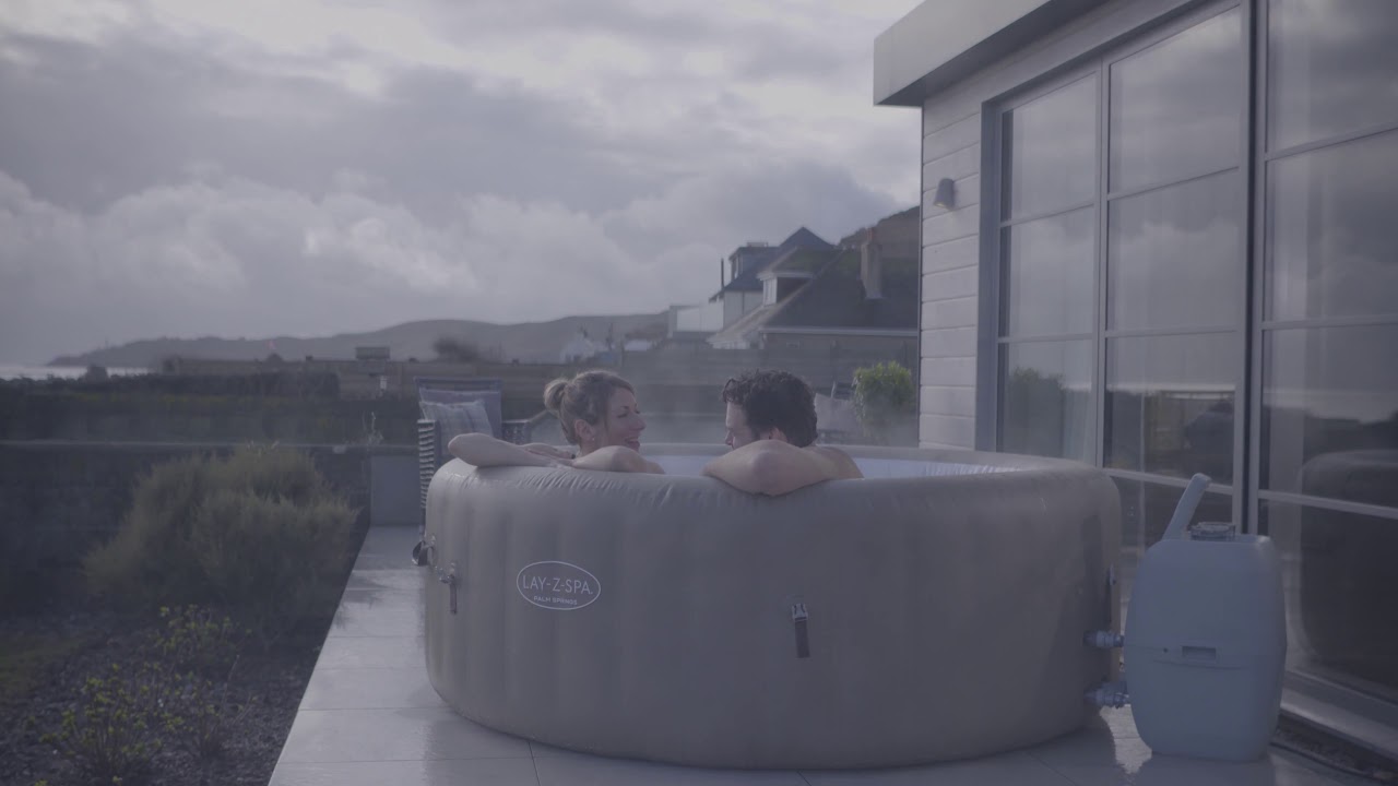 LayZSpa Palm Springs Hot Tub, 140 AirJets Inflatable Spa
