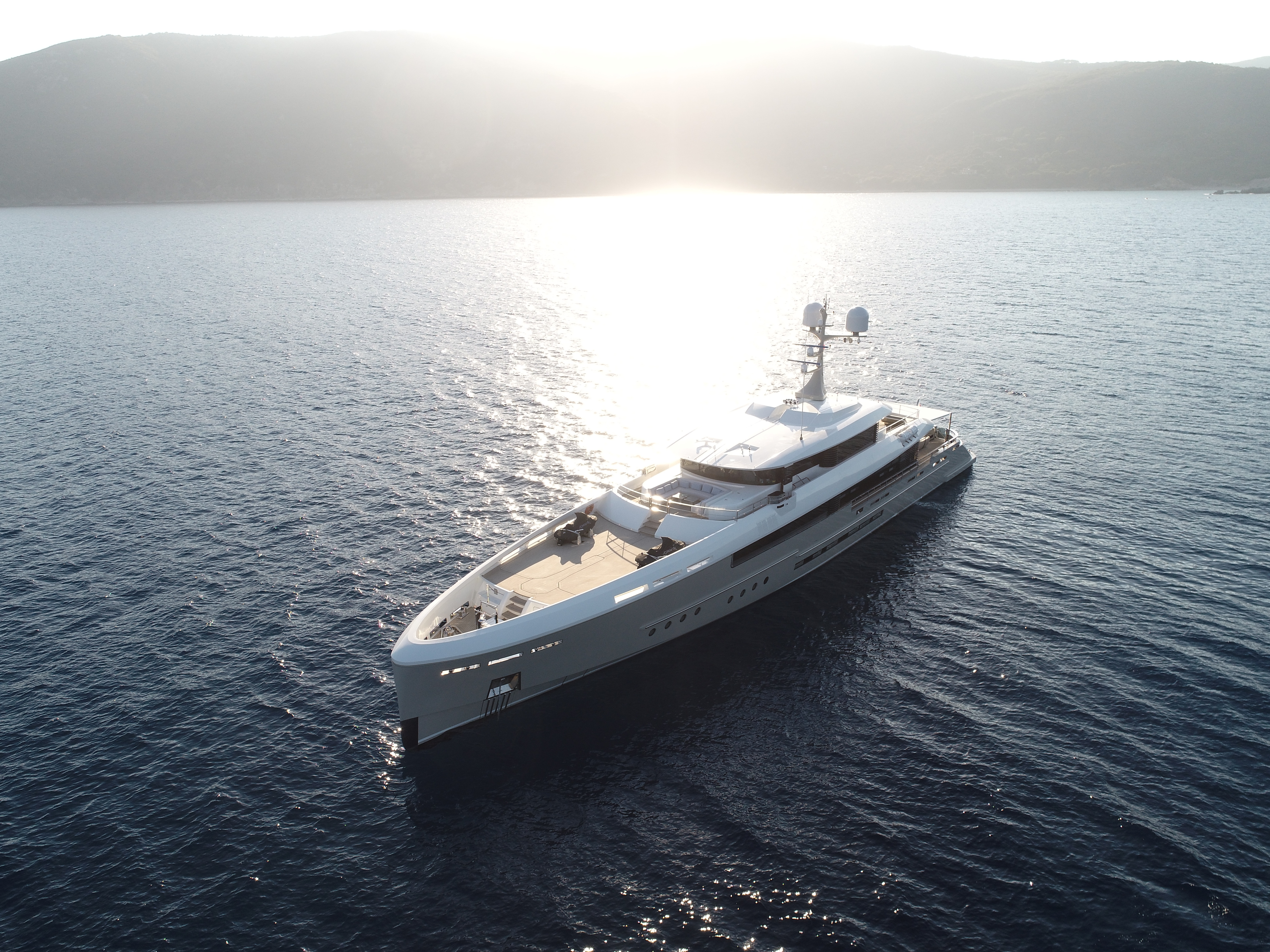 49.9m Endeavour 2 Superyacht Luxury Motor Yacht