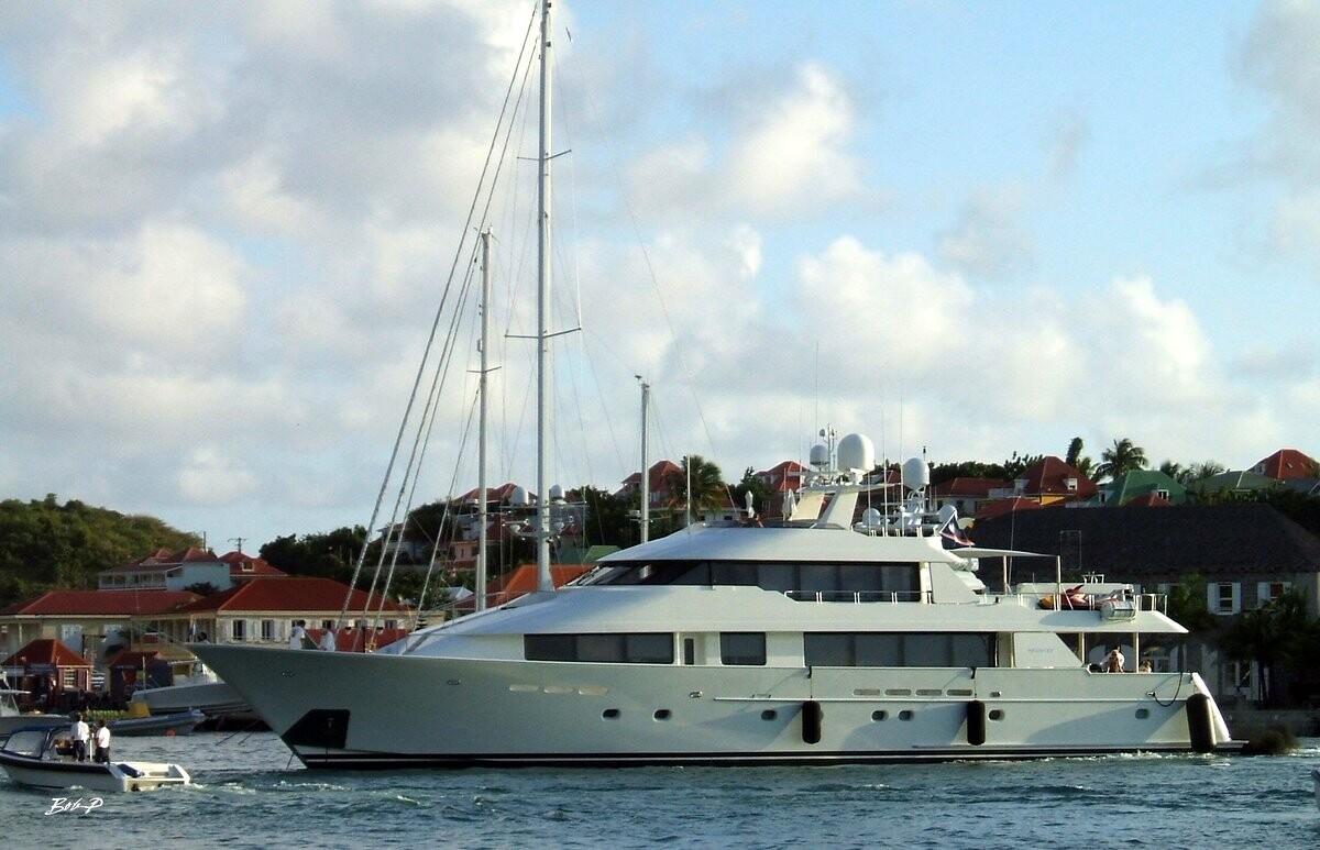 39.6m Arms Reach Superyacht Luxury Motor Yacht