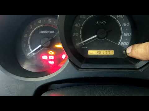 How to reset the T-belt warning light on the Toyota Hilux (With video)