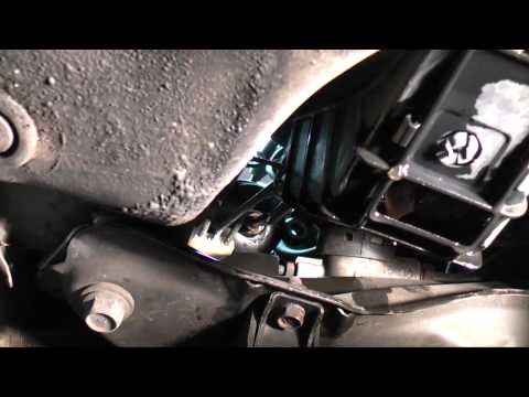 How to replace the fuel filter in the Honda Accord? (With video)