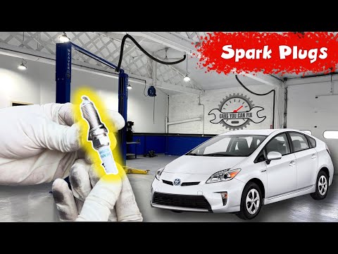 Guide to replacing the spark plugs in the Toyota Prius (With video)