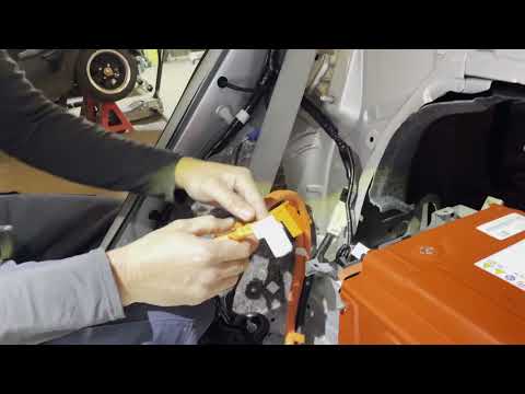 Where is the 12V battery located in the Toyota Camry Hybrid? (With video)