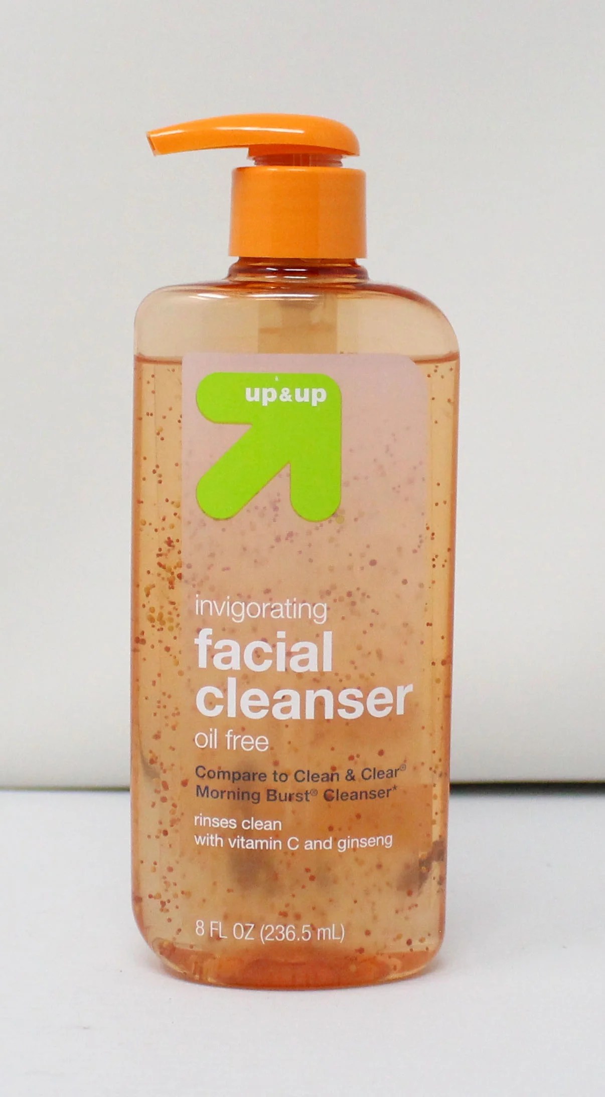 Up & Up Invigorating Facial Cleanser Oil Free 8 Ounce