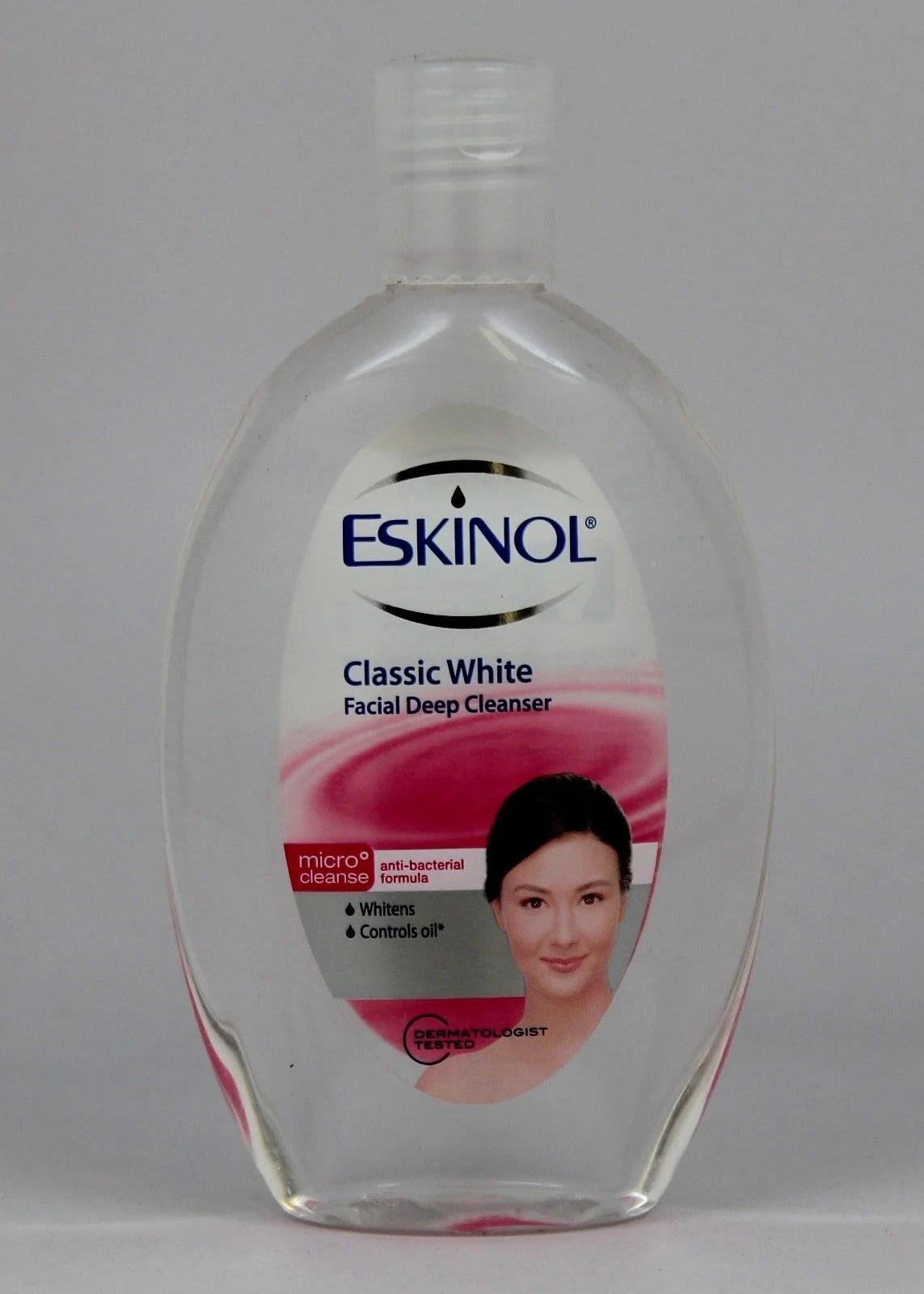 Eskinol Naturals Facial Cleanser Classic Clear 225mL