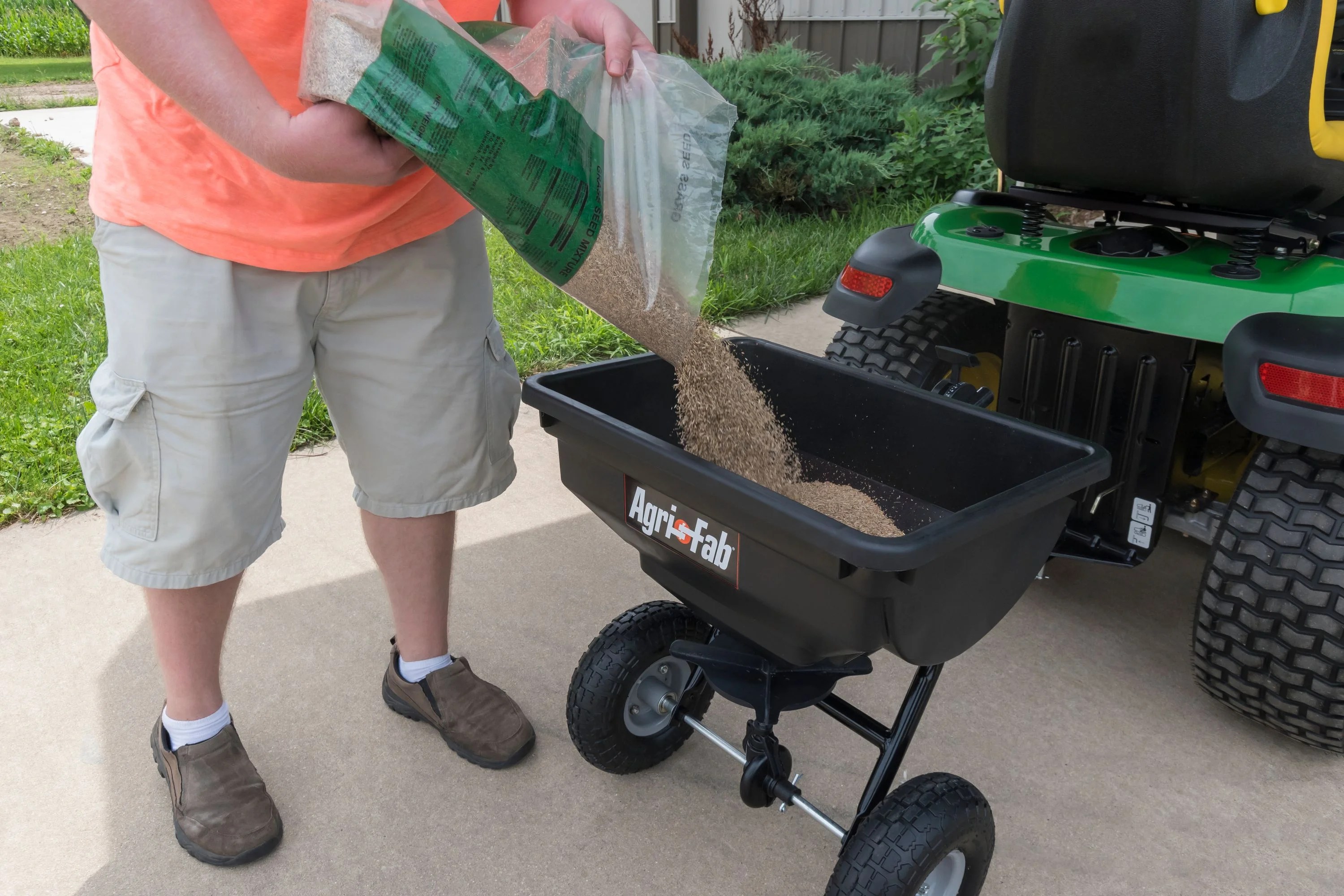 AgriFab Lawn Fertilizer Spreader Pull Tow Behind Grass Seed Salt