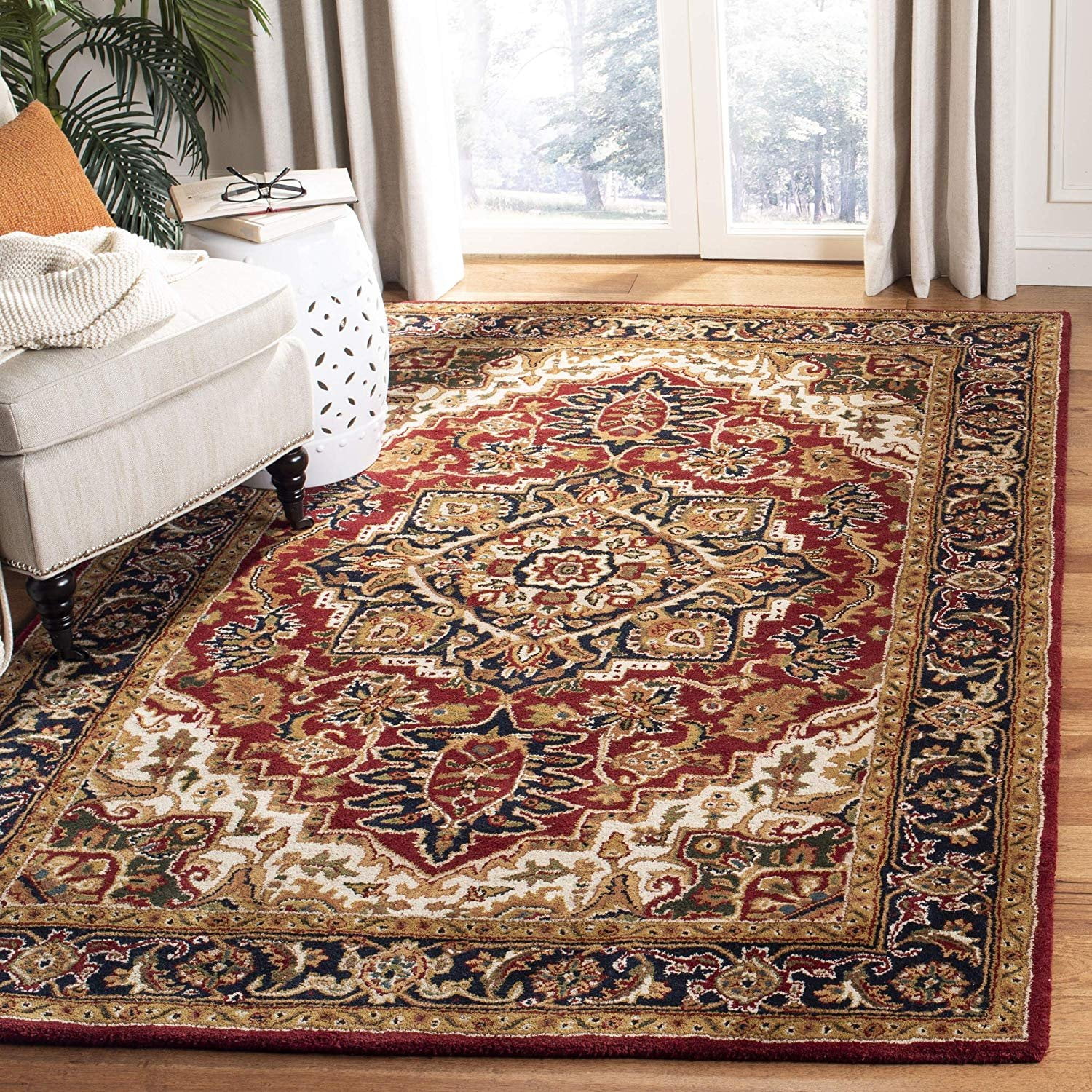 Safavieh Classic Collection CL763B Handmade Traditional Oriental Red