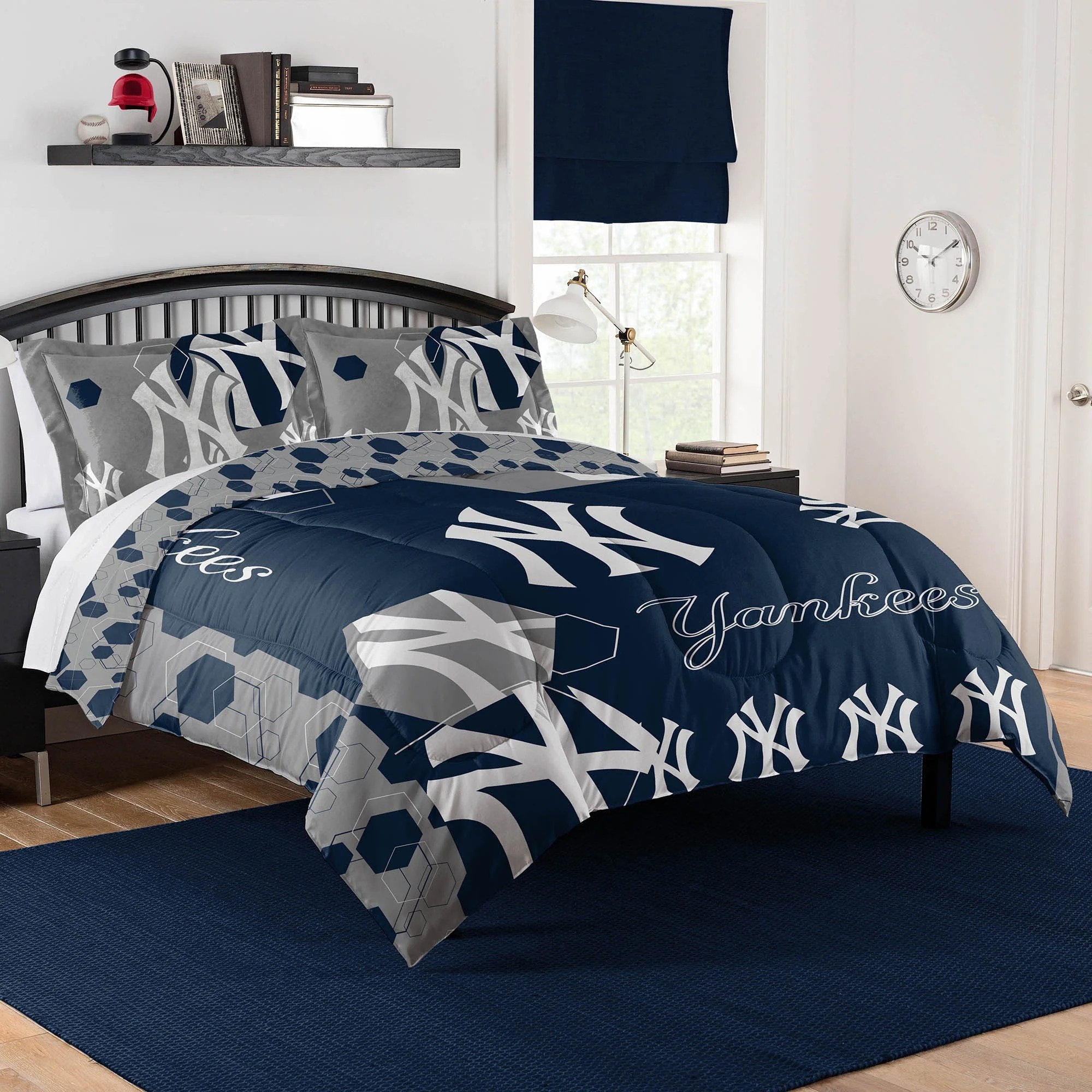 New York Yankees "Hexagon" Full/Queen Comforter & Shams Set