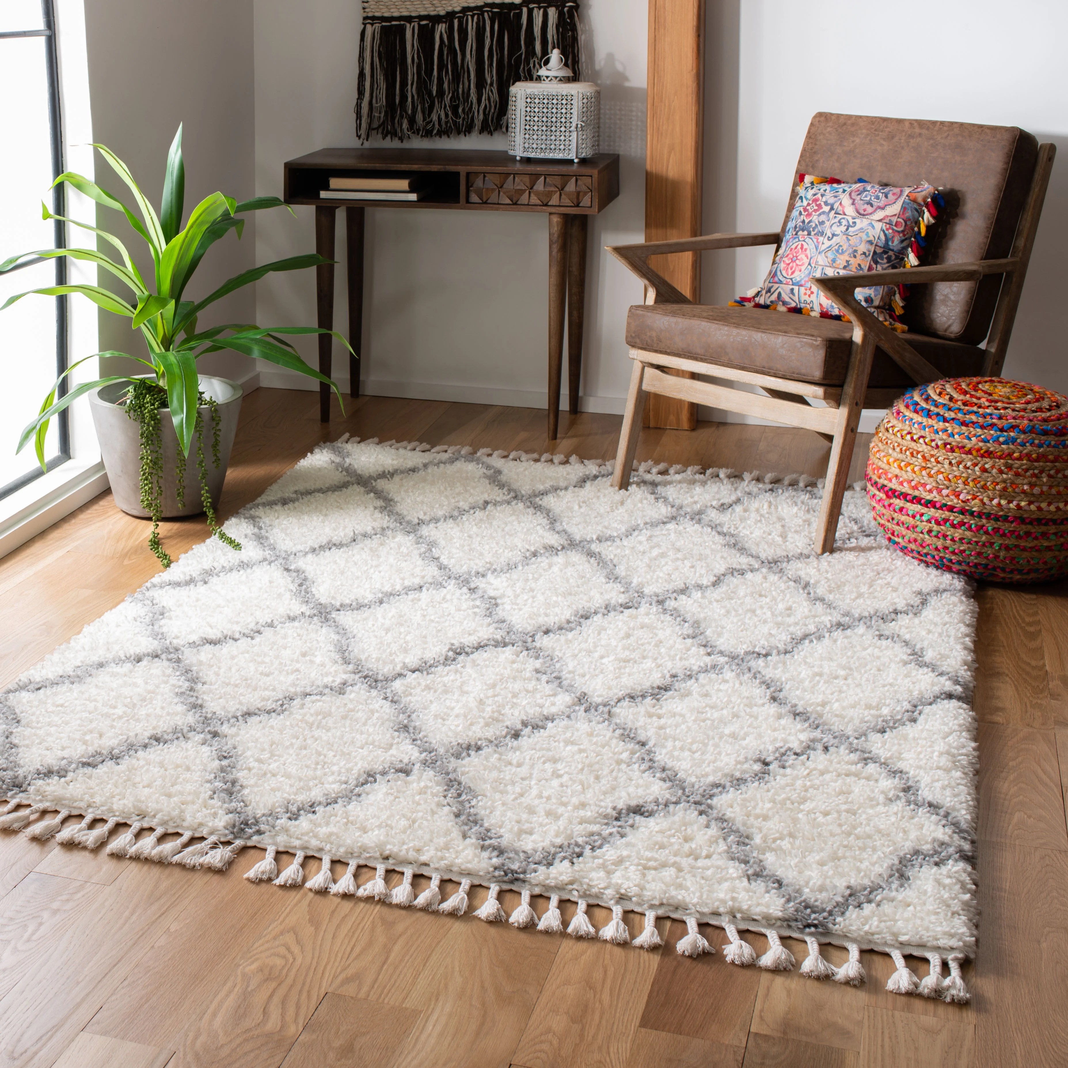 Safavieh Moroccan Tassel Tangier Geometric Diamonds Shag Area Rug