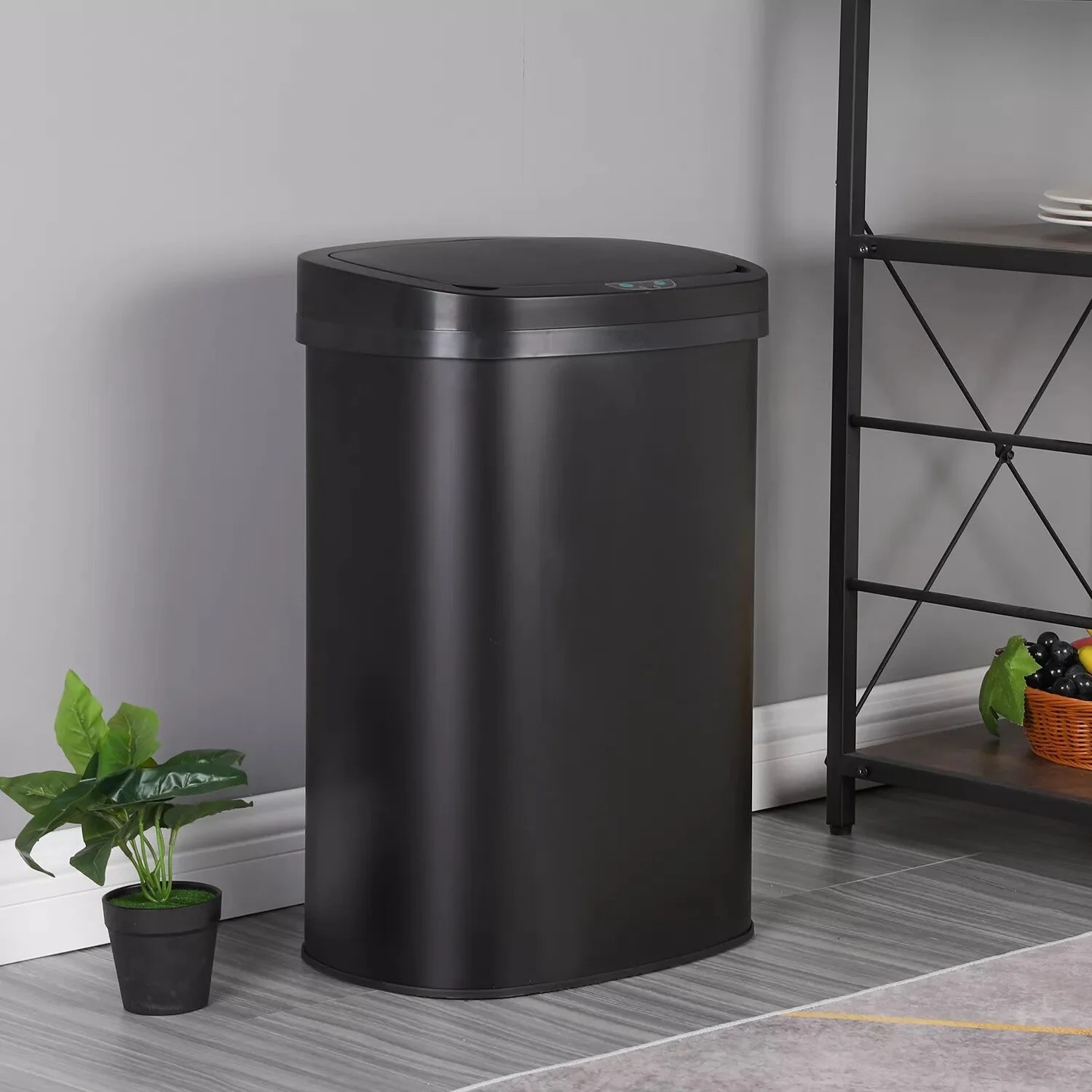 YRLLENSDAN 13 Gallon Kitchen Trash Can with Lid Auto Open, TouchFree