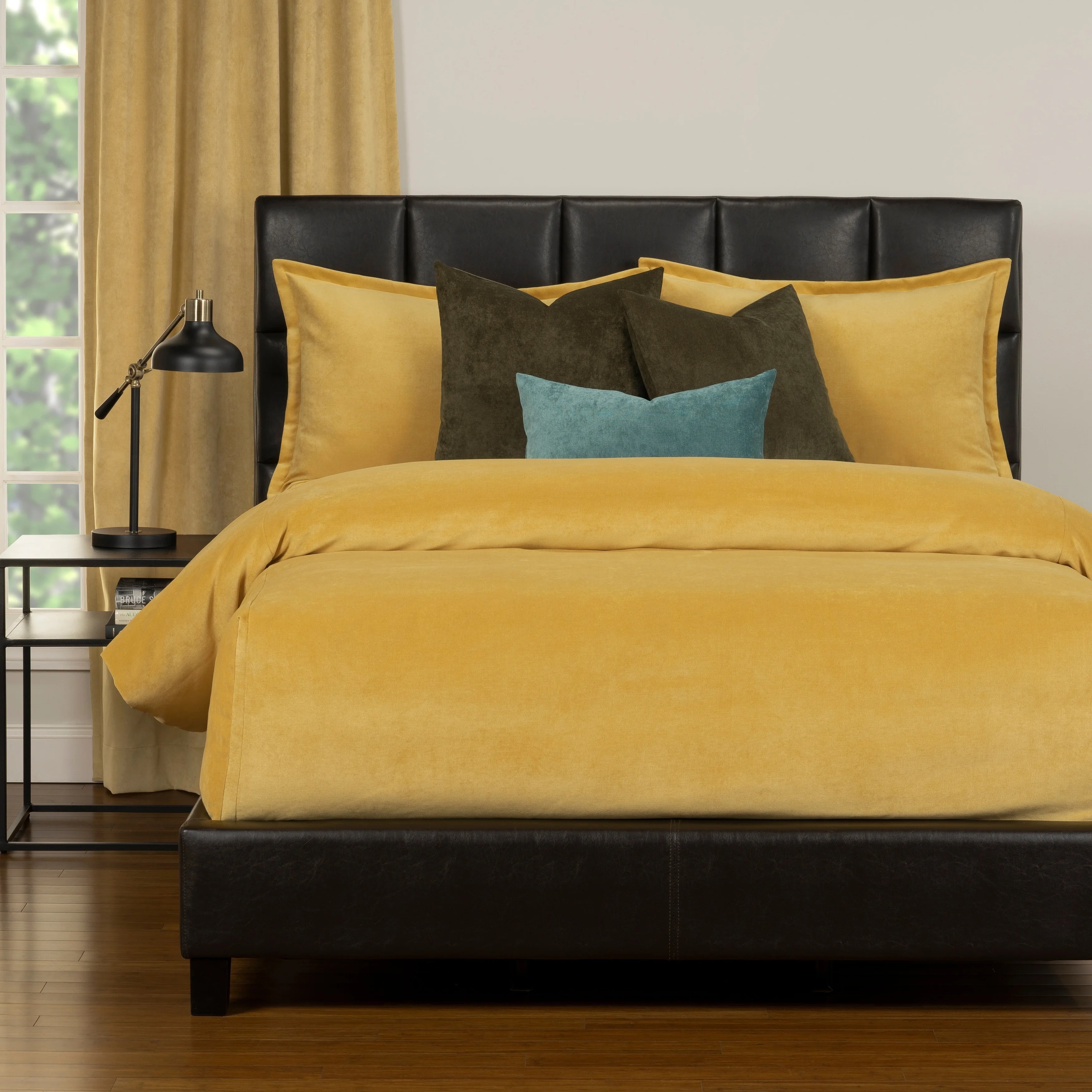 SIScovers Mixology Padma 6piece Bed Cap Comforter Set with Sewn