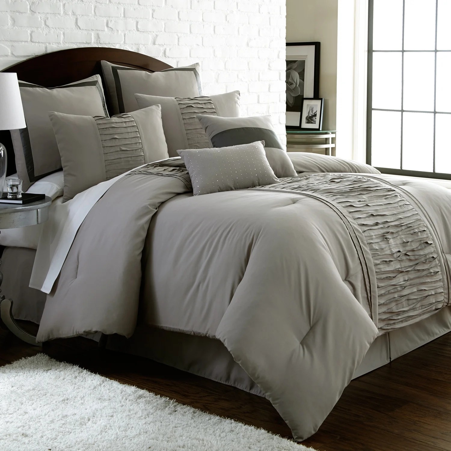 8 Piece Marilyn Comforter Set