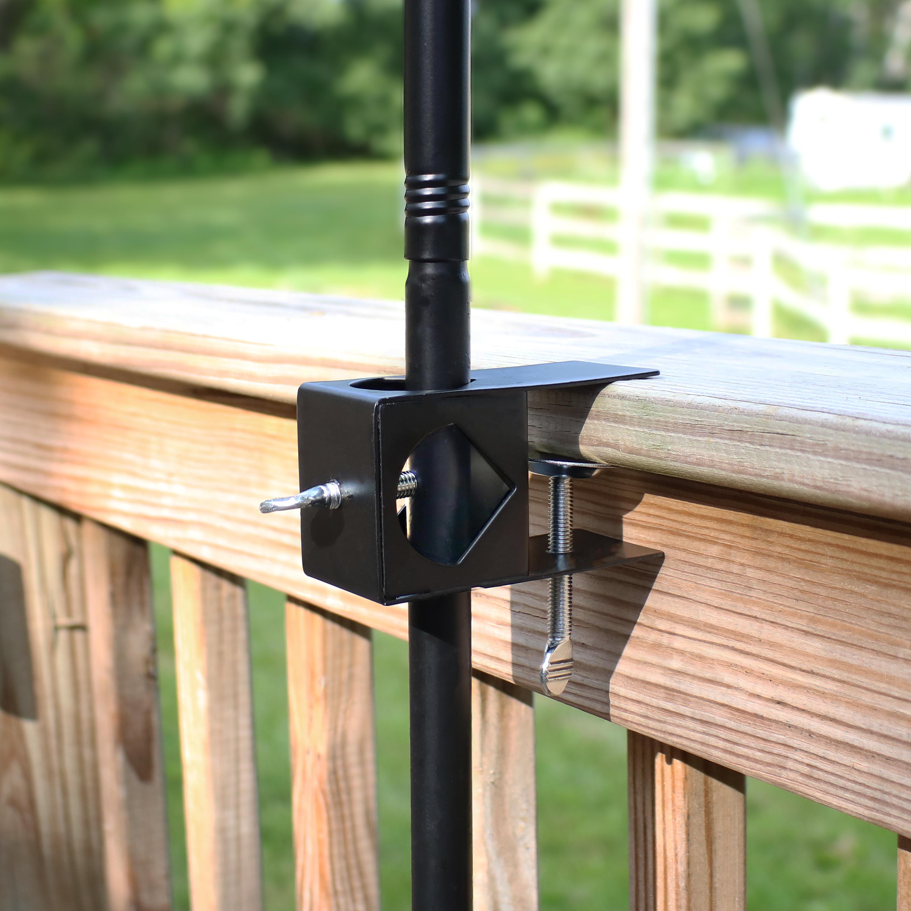 Sunnydaze Deck Clamp for Outdoor Torches to Mount to Handrail/Railing