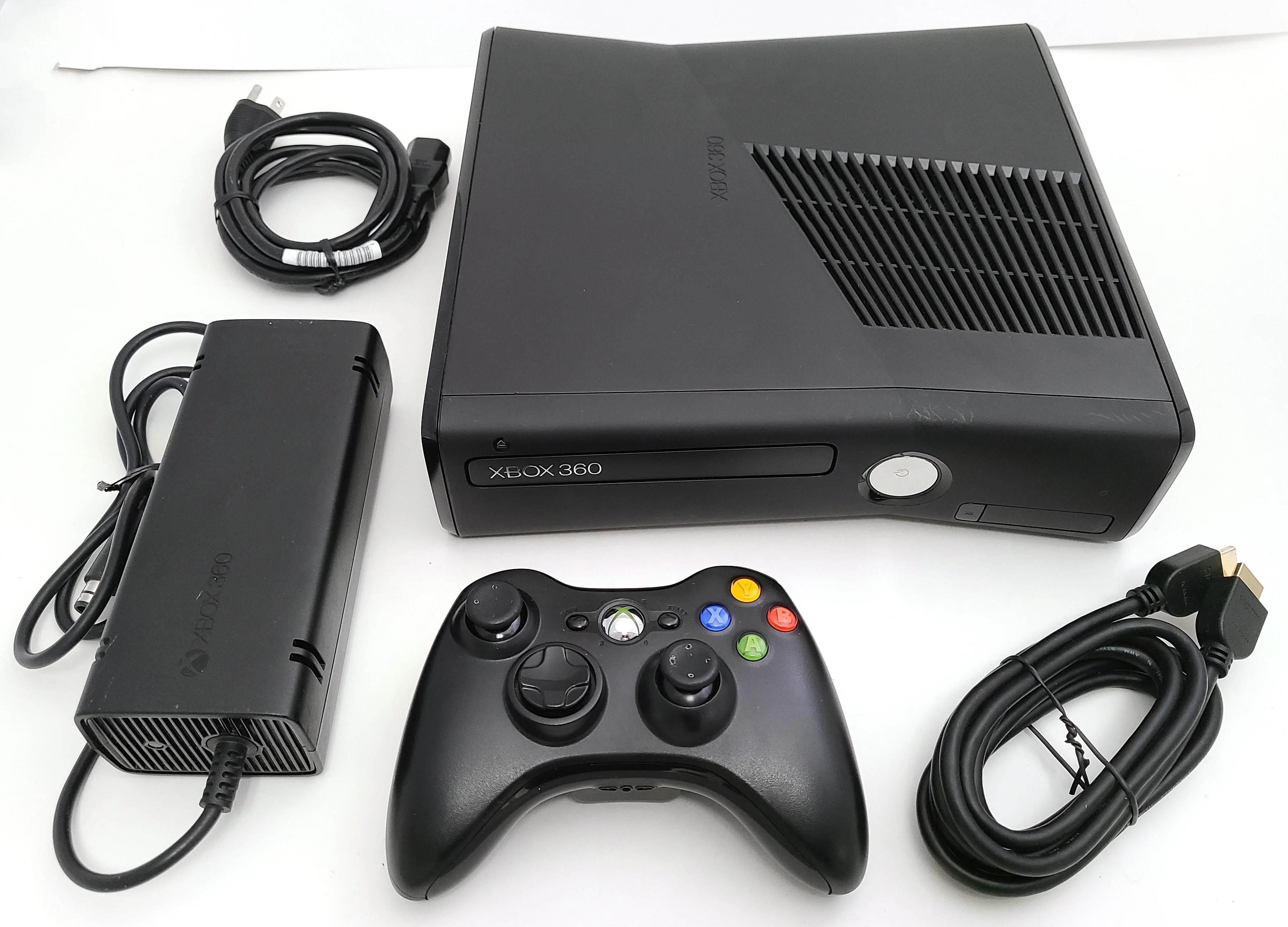 Restored Microsoft Xbox 360 S (Slim) 4GB Gaming Console Bundle (Used