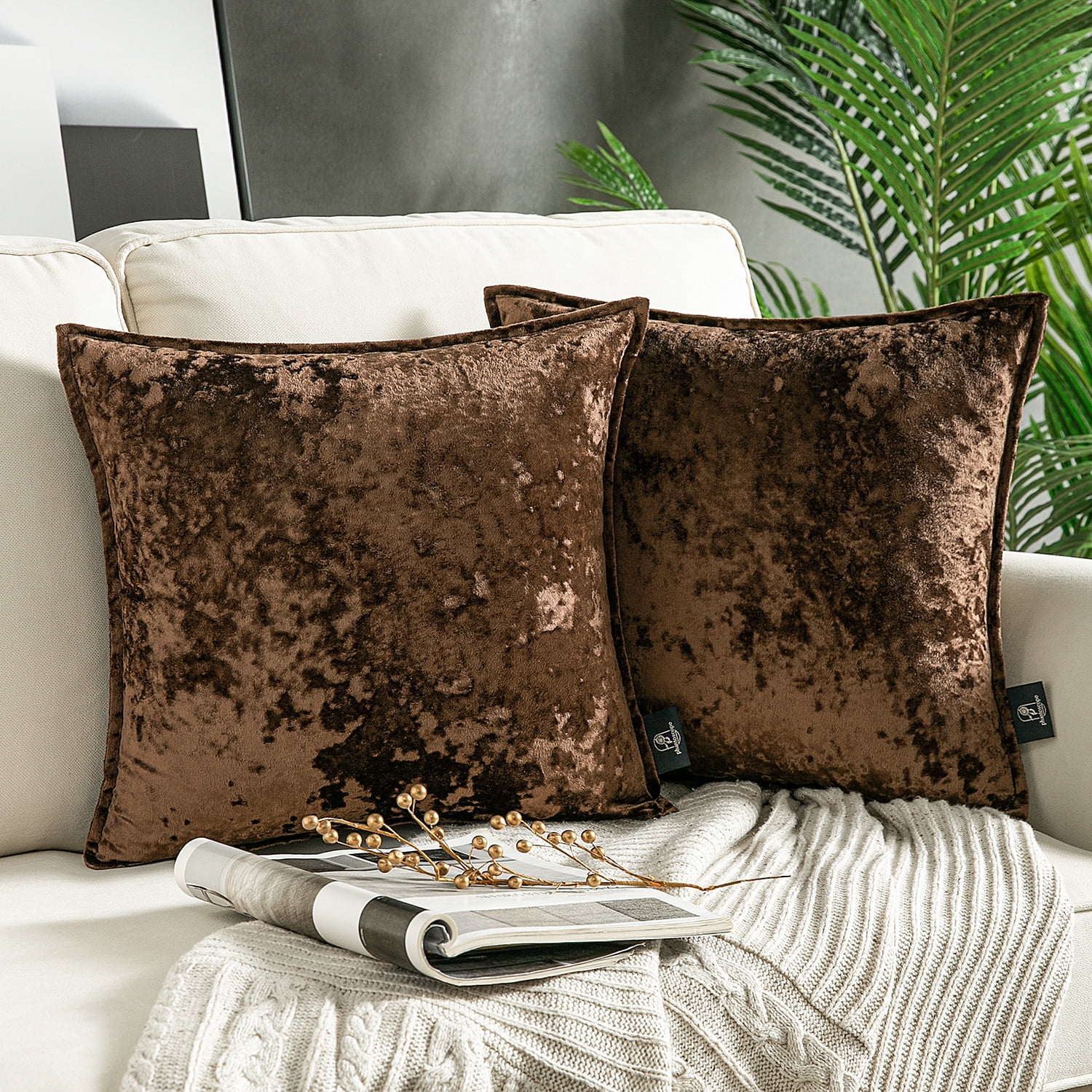 Phantoscope Patterned Velvet Tailored Edge Decorative Throw Pillow, 20
