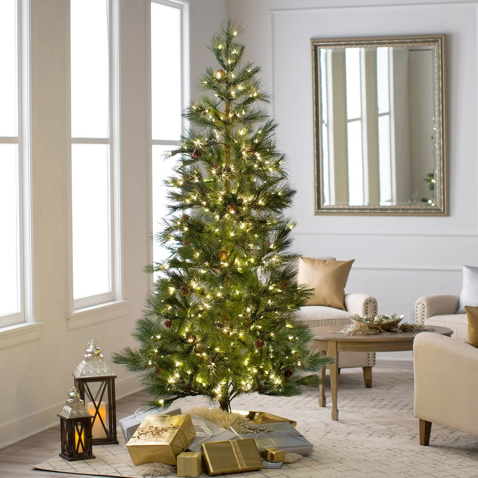 Vickerman 7.5� Redmond Spruce Artificial Christmas Tree Vickerman 7.5� Redmond Spruce Artificial Christmas Tree