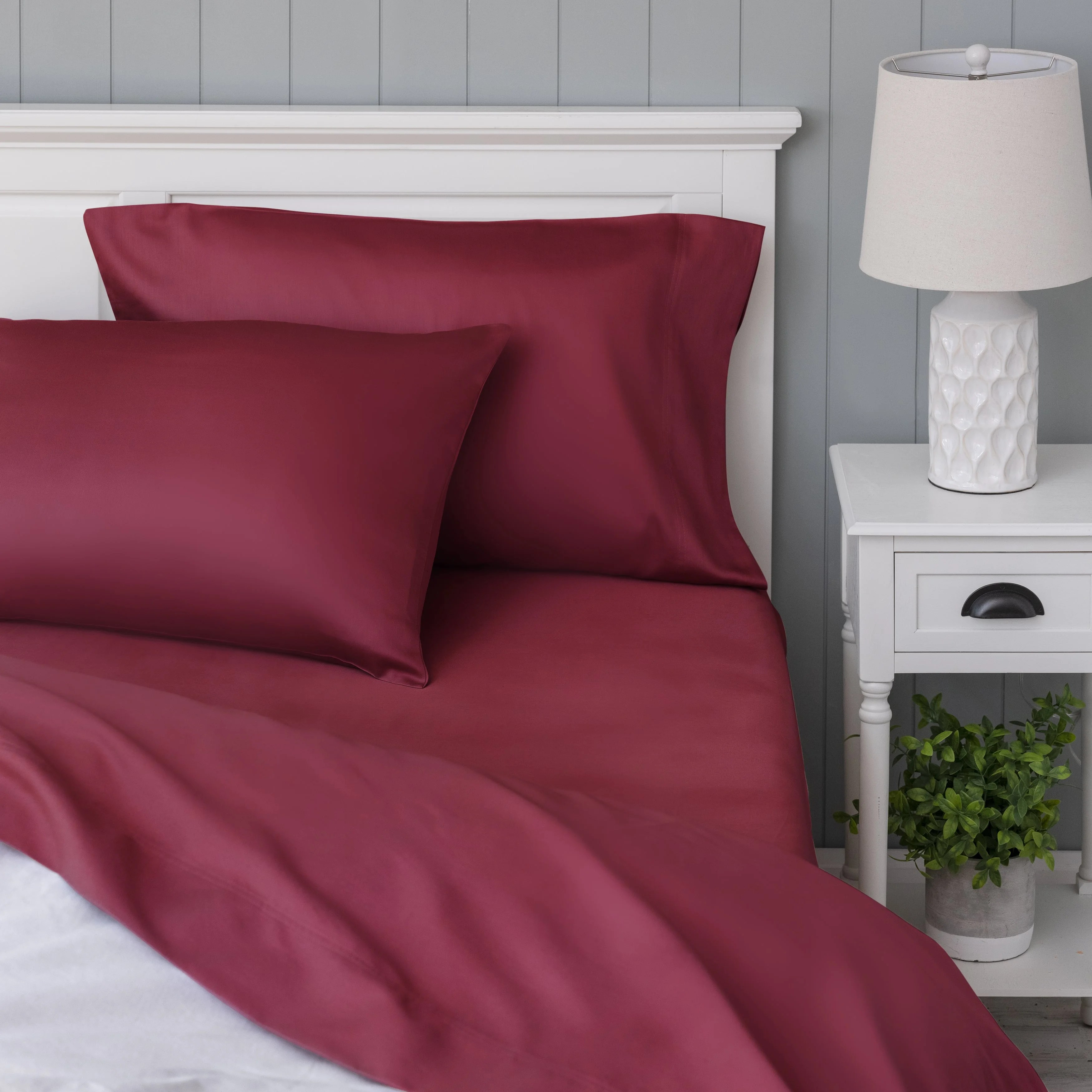 Better Homes & Gardens 300 Thread Count Signature Soft Sheet Set, Full, Merlot, 4Pieces