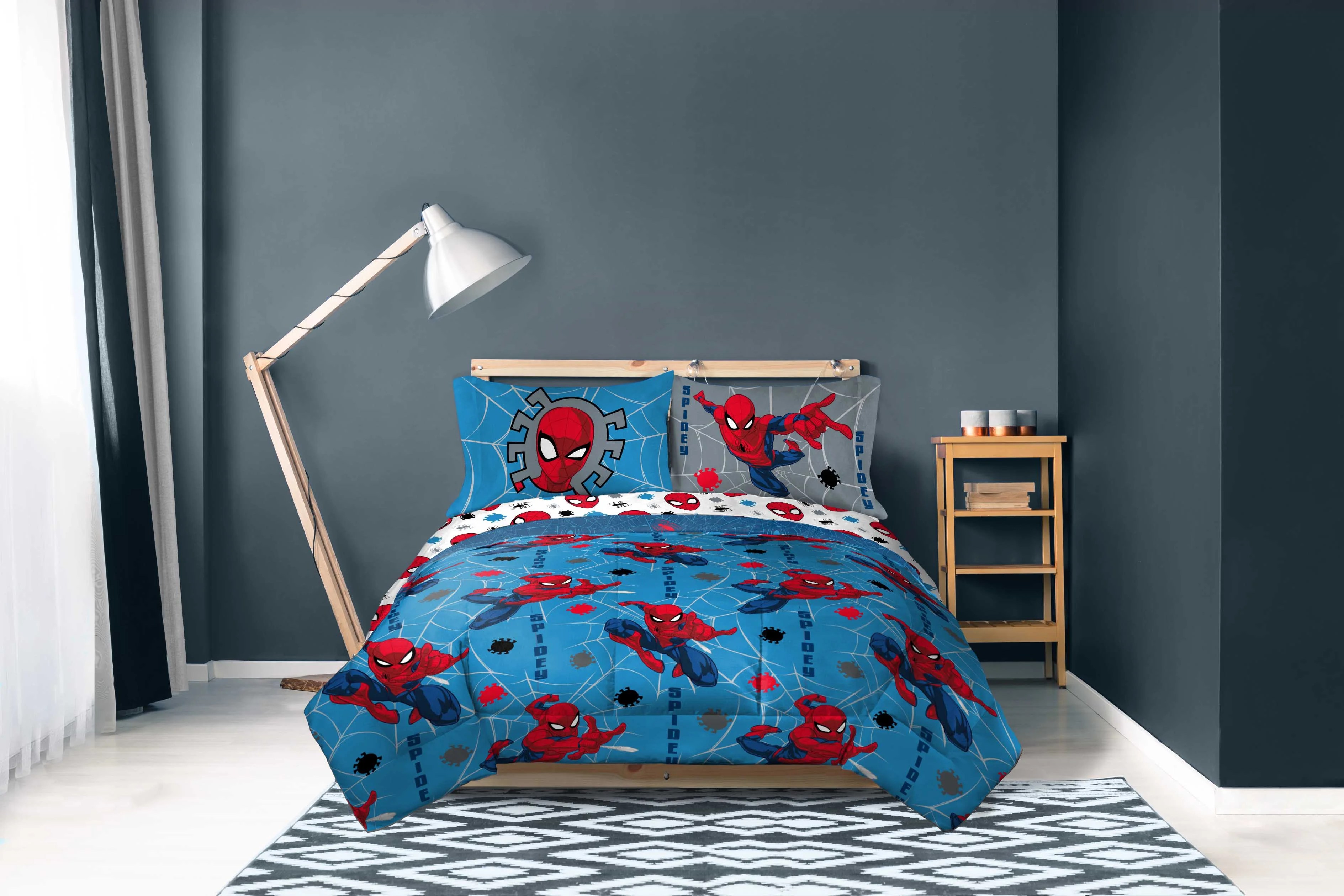 Spiderman Blue Spidey Kids BedinaBag Bedding Set w/ Reversible Spiderman Blue Spidey Kids BedinaBag Bedding Set w/ Reversible