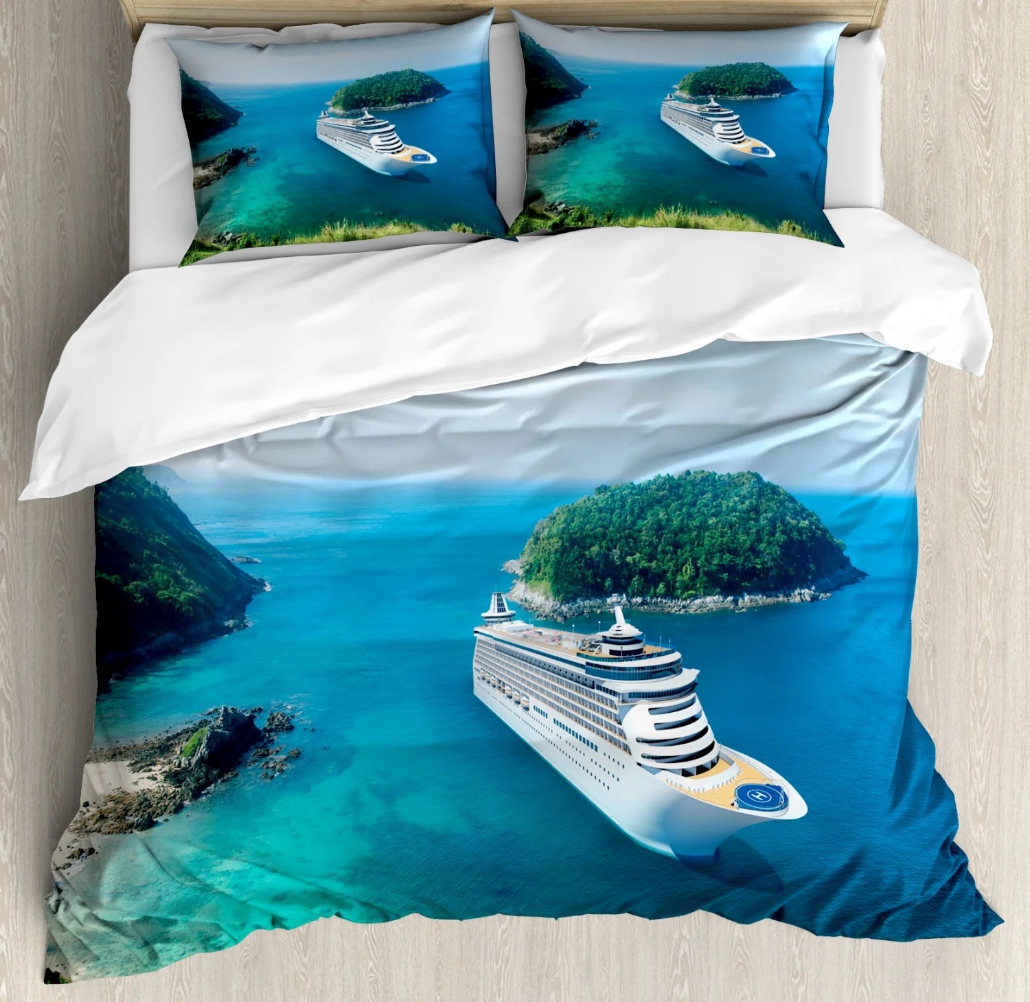 Cruise Ship Duvet Cover Set, Passenger Ship in the Ocean with Clear