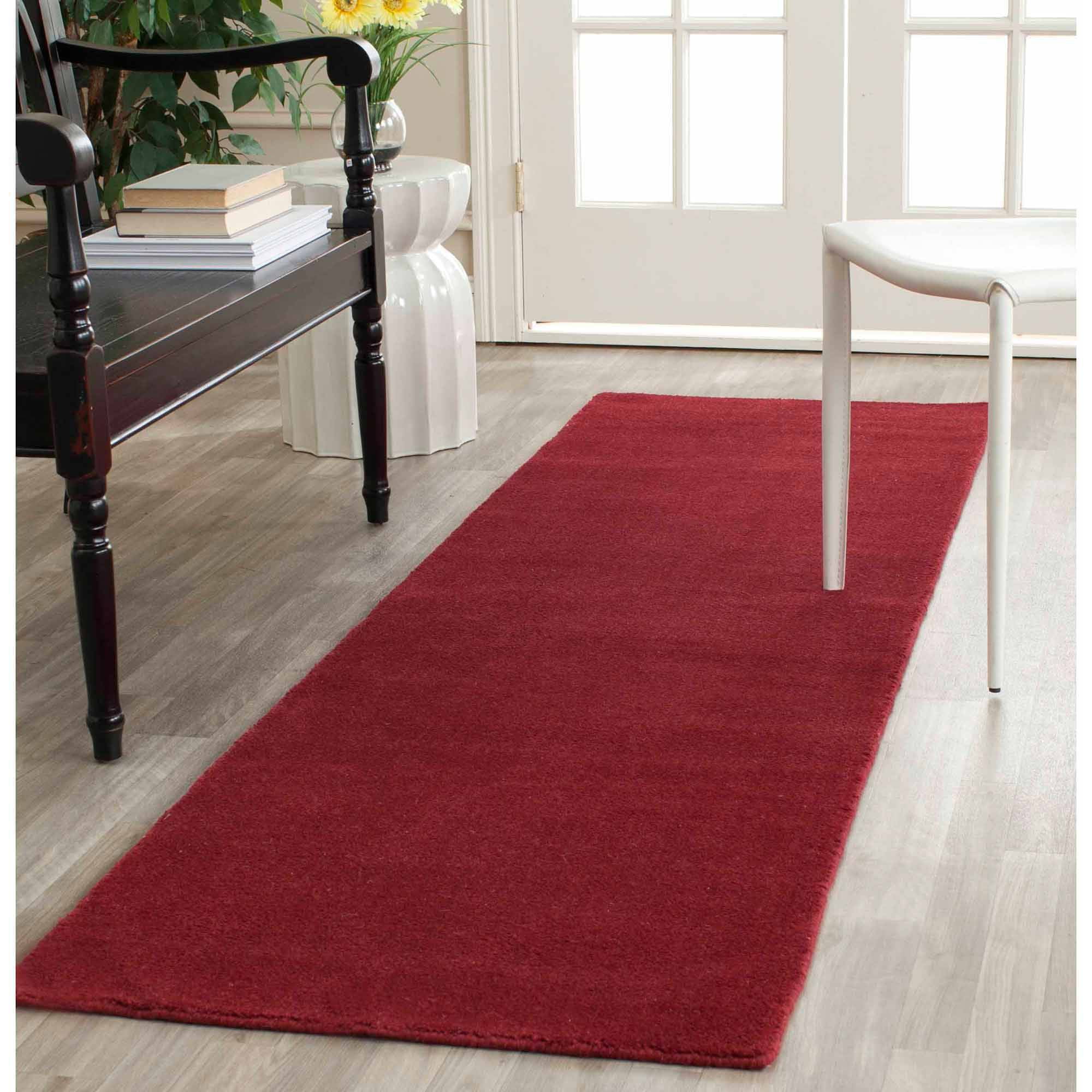 SAFAVIEH Himalaya Rachelle Solid Wool Runner Rug, Red, 2'3" x 10'