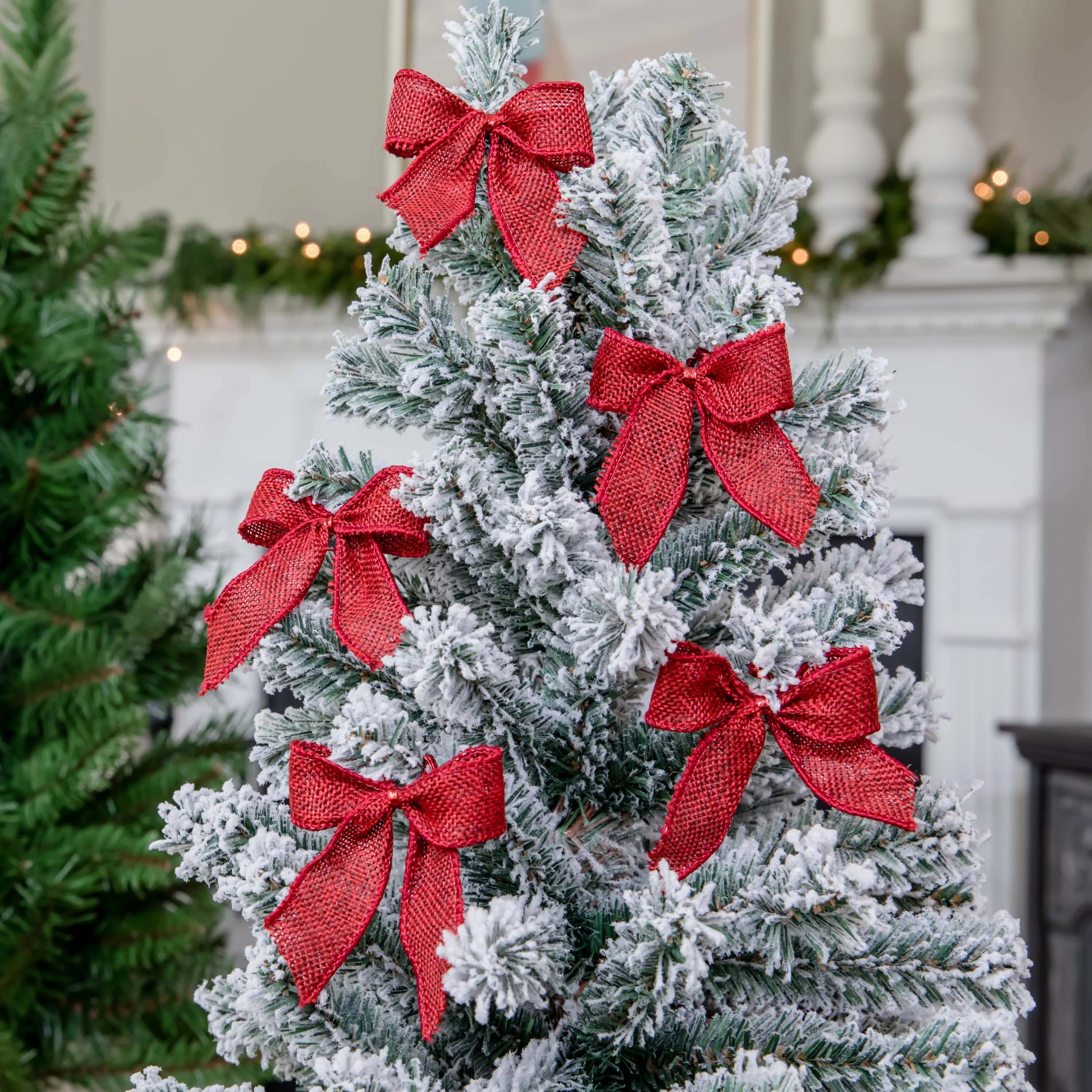 Holiday Time Mini Christmas Decoration, Red Polyester/Iron/Fabric Bows