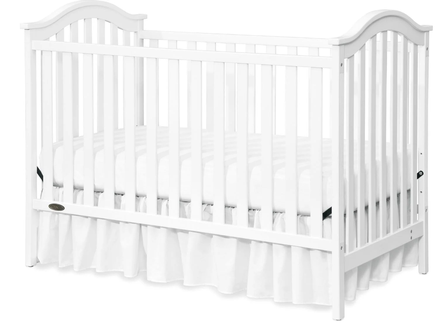 Graco Classic 3 in 1 Convertible Baby Crib White timeless design Graco Classic 3 in 1 Convertible Baby Crib White timeless design