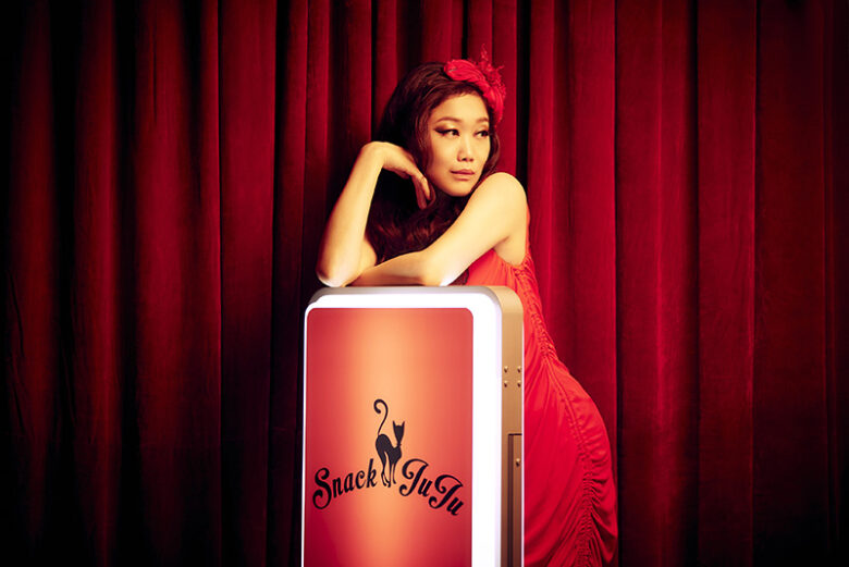 【スナックJUJU 東京ドーム店が2024年開催】JUJUのプロフィールや経歴・魅力に迫る｜sakusakumagazine